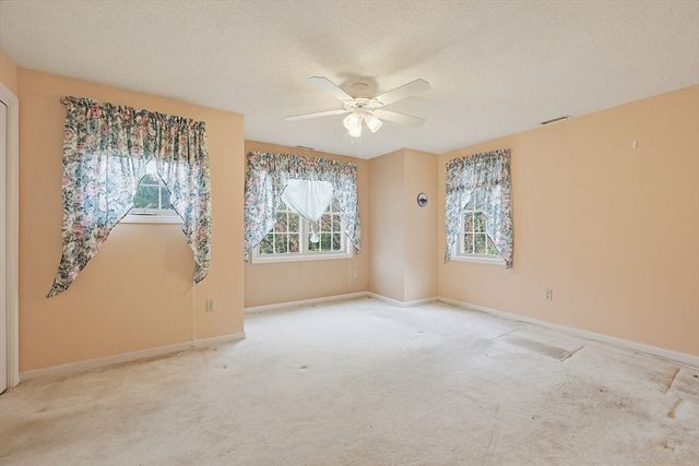 3301 Maple Brook Road 301, Bellingham, MA 02019