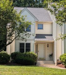 3301 Maple Brook Road 301, Bellingham, MA 02019