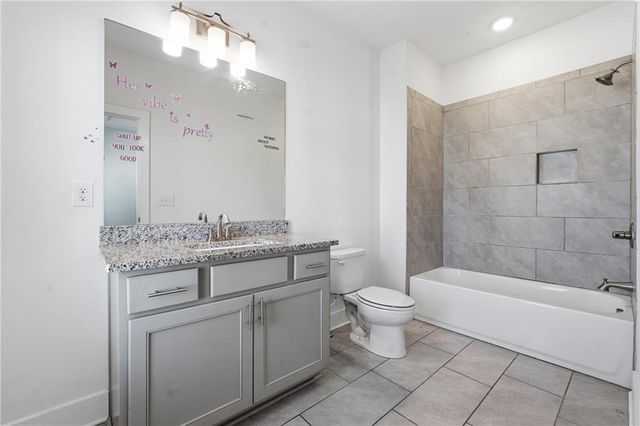 2161 Colvin NW Court, Atlanta, GA 30318