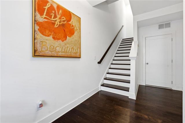 2161 Colvin NW Court, Atlanta, GA 30318