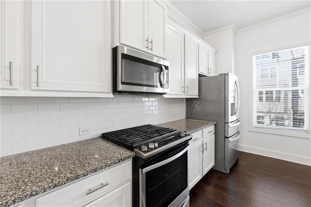 2161 Colvin NW Court, Atlanta, GA 30318