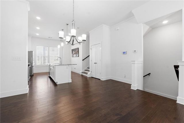 2161 Colvin NW Court, Atlanta, GA 30318