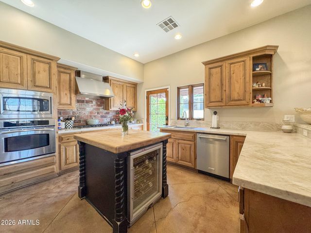 325 W CAMPBELL Avenue, Phoenix, AZ 85013