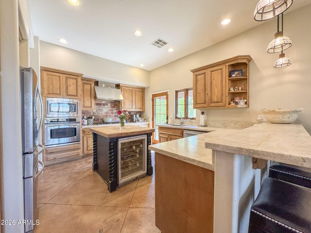 325 W CAMPBELL Avenue, Phoenix, AZ 85013
