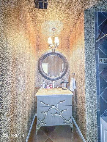 325 W CAMPBELL Avenue, Phoenix, AZ 85013