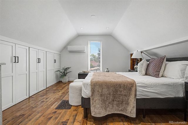 2600 N Vine Street, Denver, CO 80205