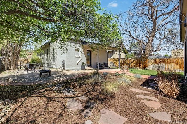 2600 N Vine Street, Denver, CO 80205