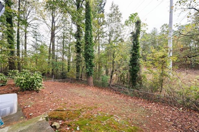 1978 Winding Creek SW Lane, Marietta, GA 30064