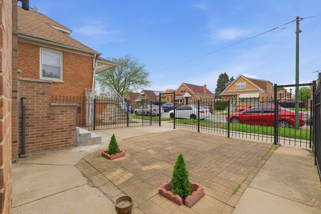 3917 W 60th Street, Chicago, IL 60629