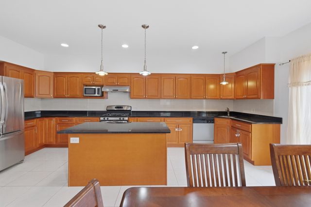 3917 W 60th Street, Chicago, IL 60629