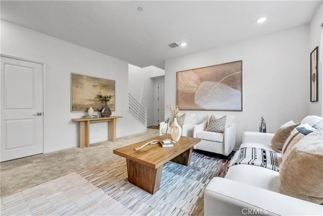 5584 Kate Way 10, Fontana, CA 92336