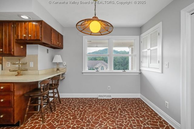 3 Lou's Drive, Elkview, WV 25071