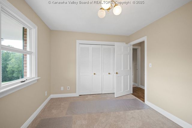 3 Lou's Drive, Elkview, WV 25071