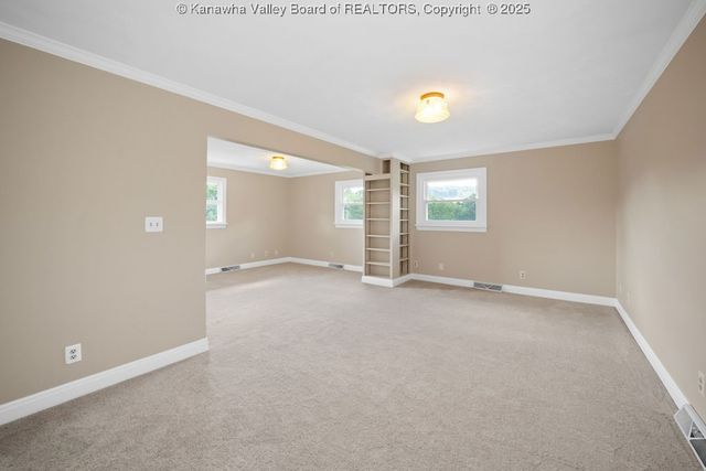 3 Lou's Drive, Elkview, WV 25071