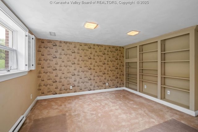 3 Lou's Drive, Elkview, WV 25071