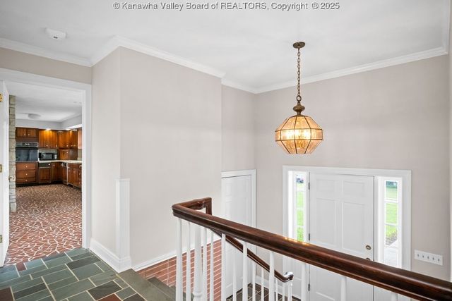 3 Lou's Drive, Elkview, WV 25071