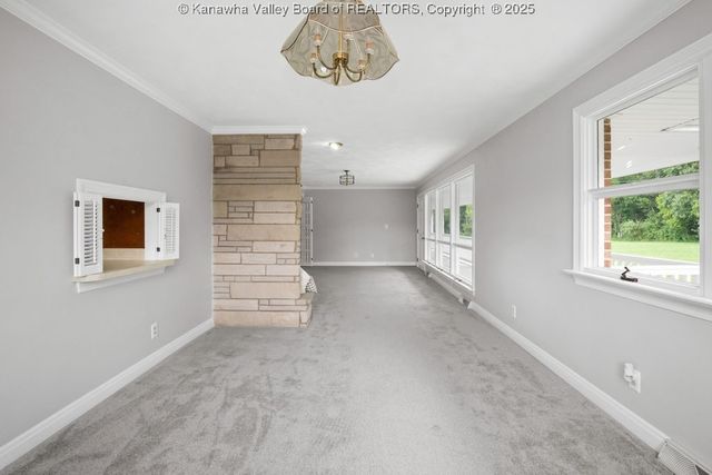 3 Lou's Drive, Elkview, WV 25071