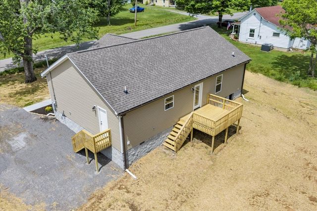 314 Spring St, Wartrace, TN 37183