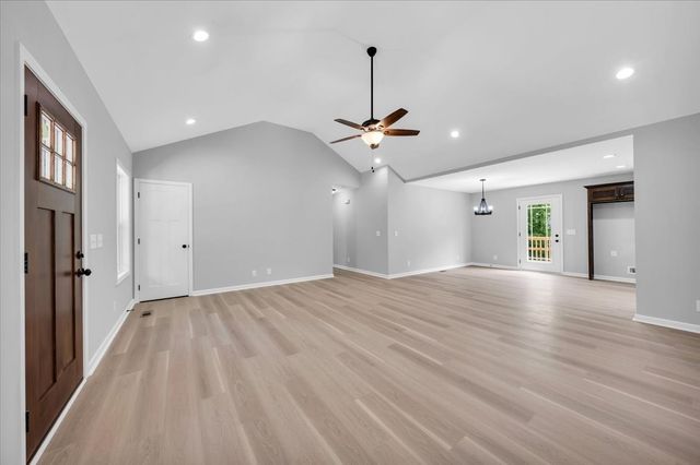 314 Spring St, Wartrace, TN 37183