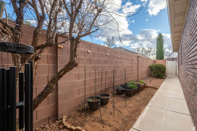 1730 W STONEBRIDGE DR, St. George, UT 84770