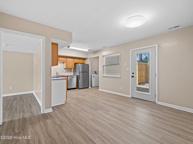 416 Myrtlewood Circle, Jacksonville, NC 28546