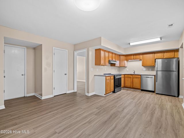 416 Myrtlewood Circle, Jacksonville, NC 28546