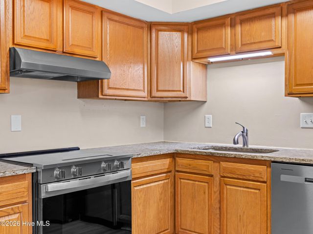 416 Myrtlewood Circle, Jacksonville, NC 28546