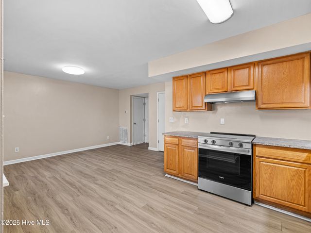 416 Myrtlewood Circle, Jacksonville, NC 28546