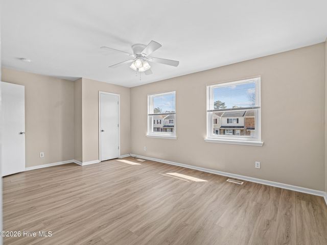 416 Myrtlewood Circle, Jacksonville, NC 28546