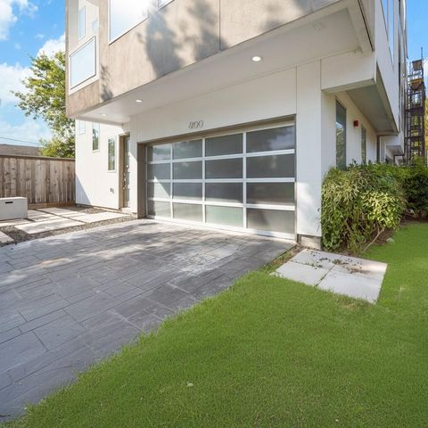 6100 Schuler Street, Houston, TX 77007