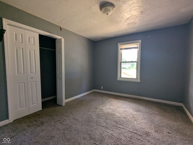 674 W 300 N, Anderson, IN 46011