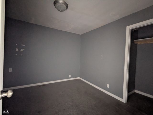 674 W 300 N, Anderson, IN 46011