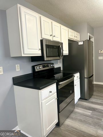 1630 Isleworth Circle, Atlanta, GA 30349