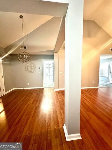 1630 Isleworth Circle, Atlanta, GA 30349