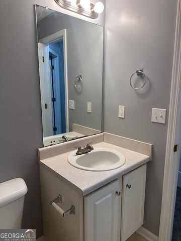 1630 Isleworth Circle, Atlanta, GA 30349