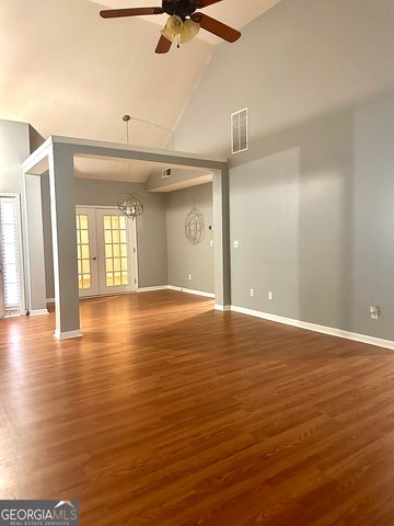 1630 Isleworth Circle, Atlanta, GA 30349