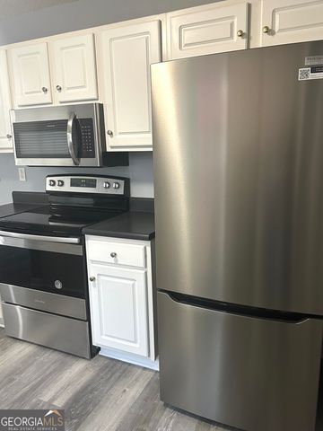 1630 Isleworth Circle, Atlanta, GA 30349