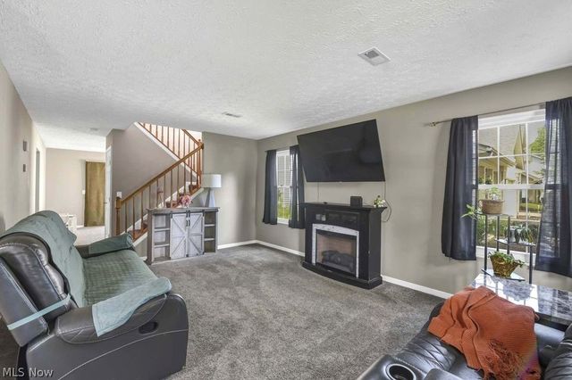 6804 Meadow Lane, Middleburg Heights, OH 44130