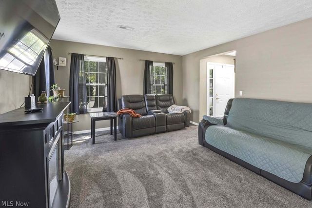 6804 Meadow Lane, Middleburg Heights, OH 44130