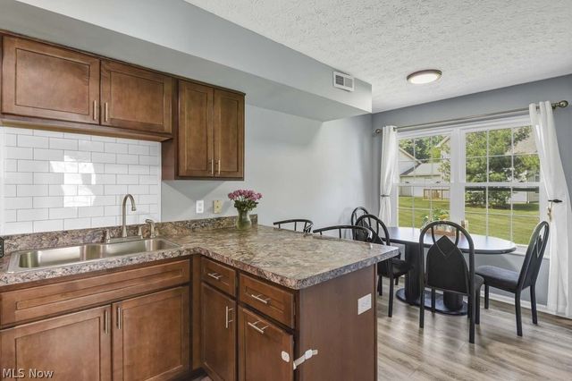 6804 Meadow Lane, Middleburg Heights, OH 44130