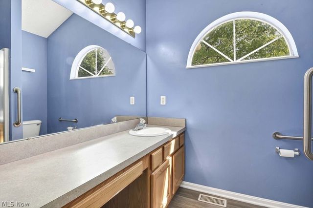 6804 Meadow Lane, Middleburg Heights, OH 44130