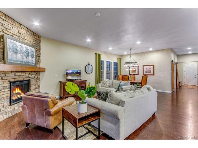 2332 Lodgepole Creek Dr, Fort Collins, CO 80528