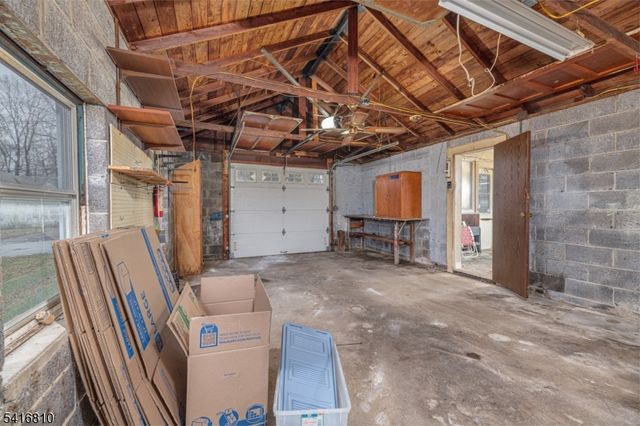 53 Walnut St, Wantage Twp., NJ 07461