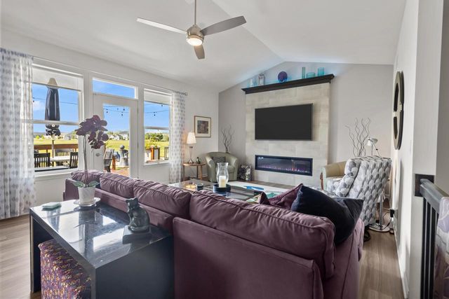 463 Chasefield DRIVE, Williams Bay, WI 53191