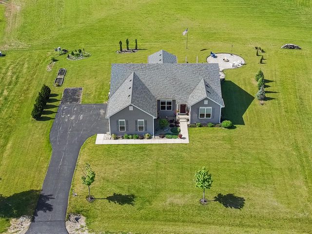 463 Chasefield DRIVE, Williams Bay, WI 53191