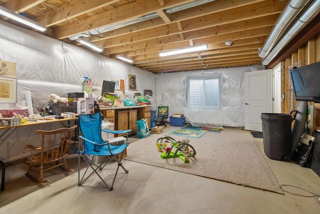 463 Chasefield DRIVE, Williams Bay, WI 53191