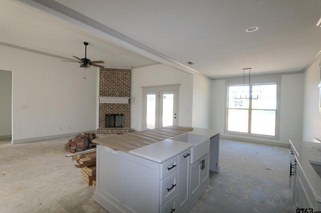 15175 Coop Lane, Tyler, TX 75703