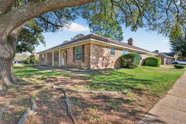 401 N Dresden Circle, Shreveport, LA 71115