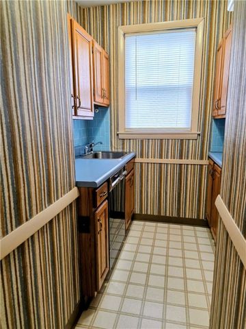 55 Higgins Avenue, Providence, RI 02908