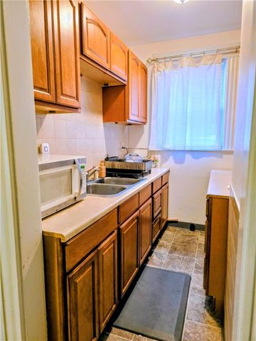 55 Higgins Avenue, Providence, RI 02908